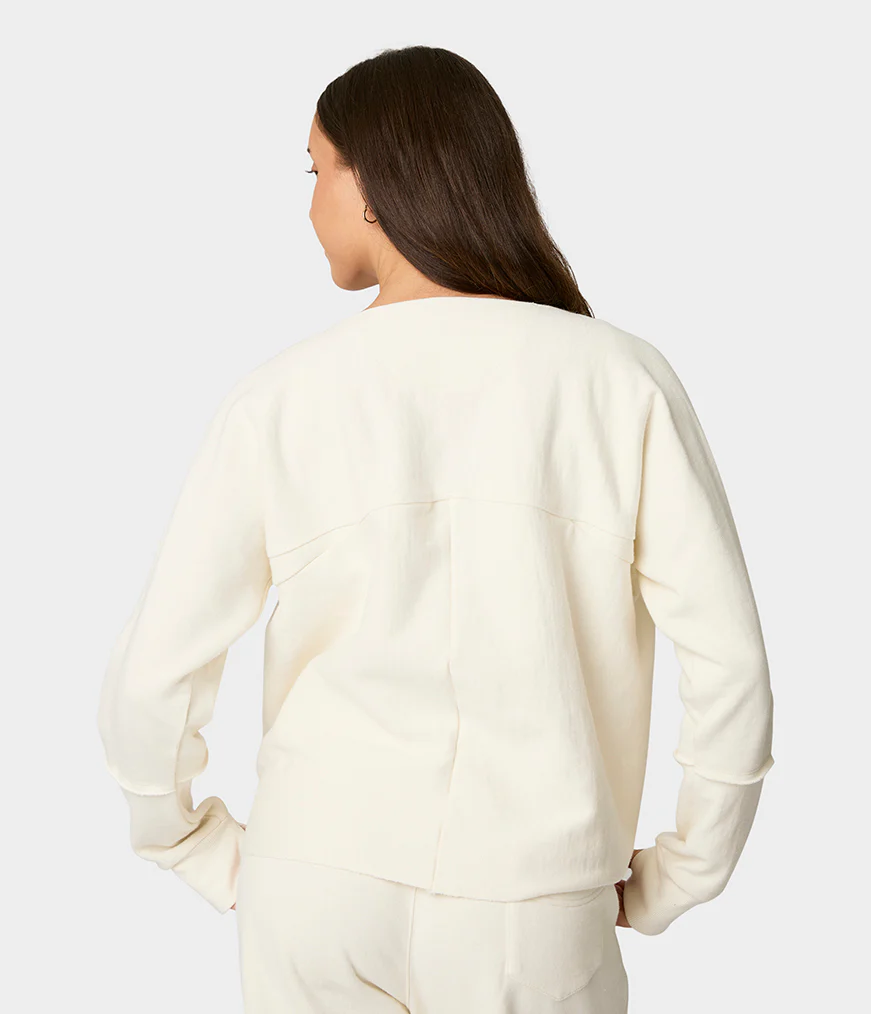 Women's CAS Crew - Image 10