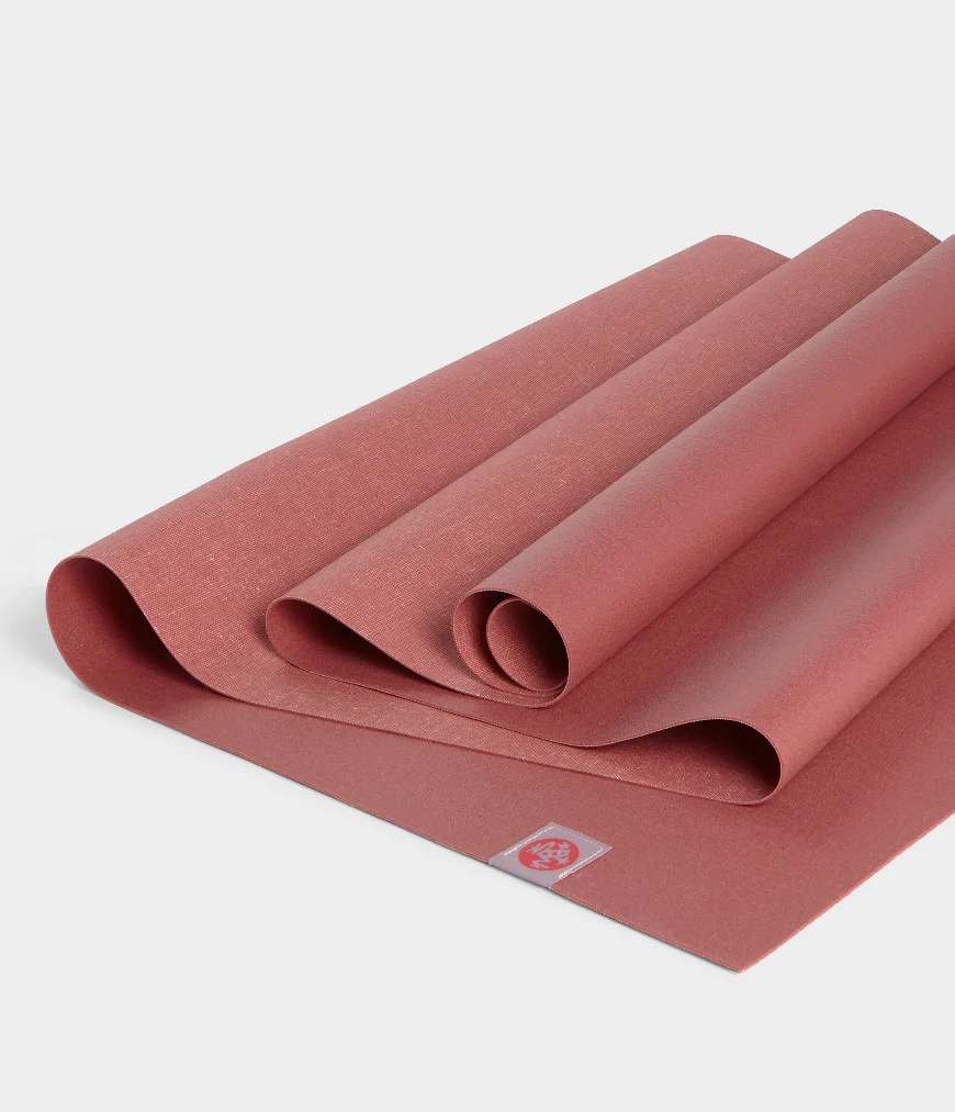 eKO® Superlite Travel Yoga Mat 1.5mm - Image 3