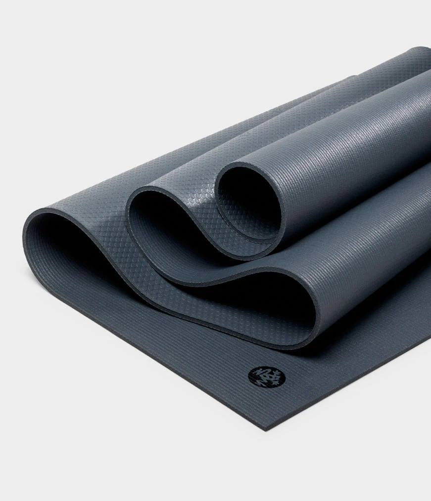 Manduka PRO™ Yoga Mat 6mm - Image 32