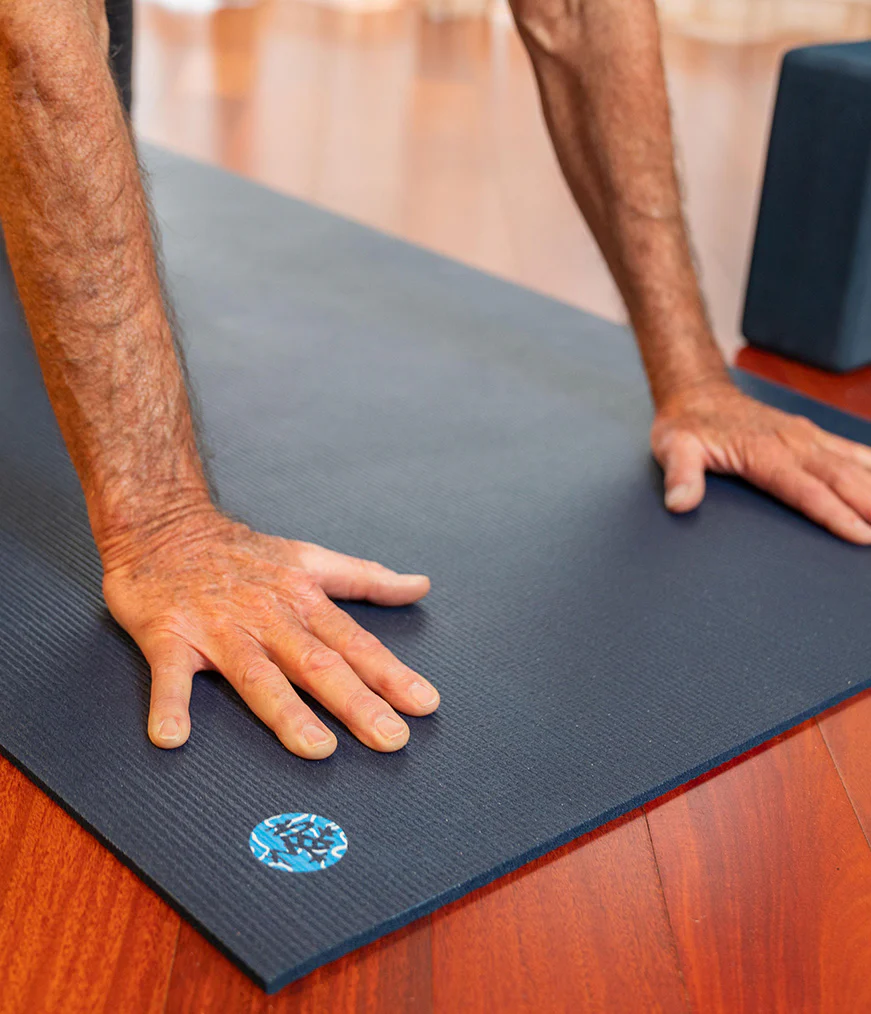 Manduka PRO™ Yoga Mat 6mm - Image 70