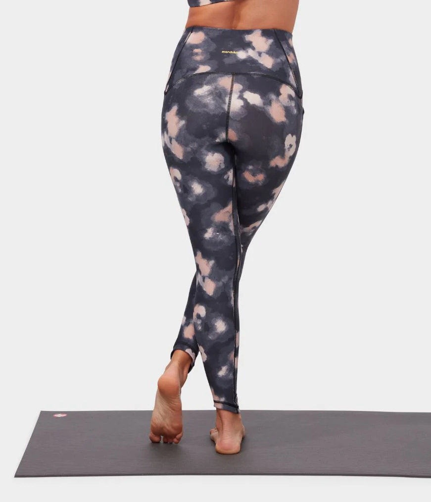 Presence Legging - Image 40